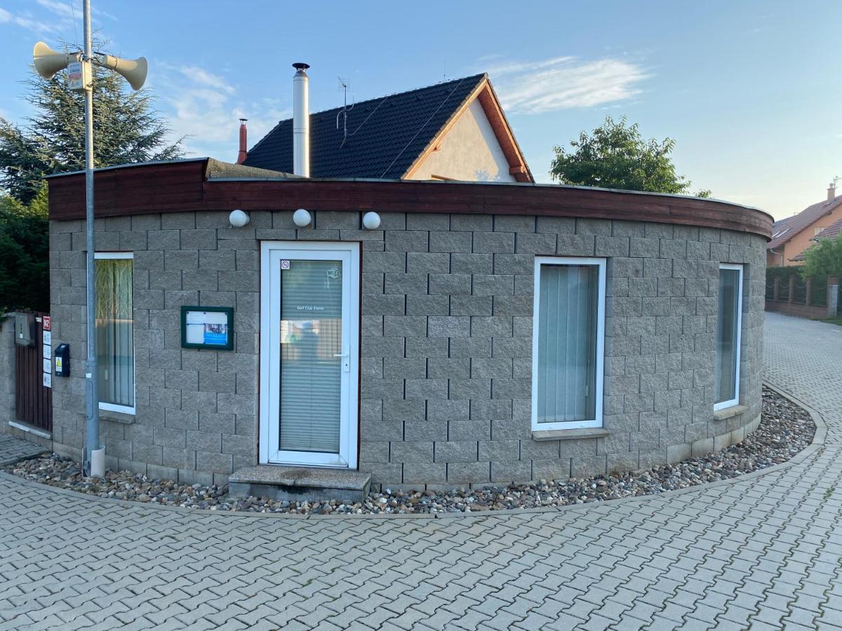Ferienwohnung U Vrabcaka Zlonin Exterior foto